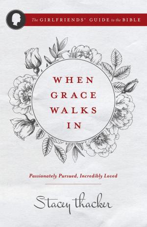 Cover of the book When Grace Walks In by Gwen Smith