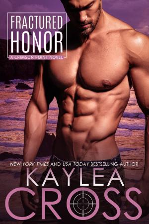 Book cover of Fractured Honor