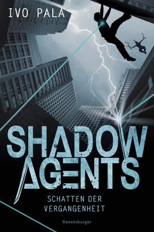 Cover of Shadow Agents, Band 1: Schatten der Vergangenheit