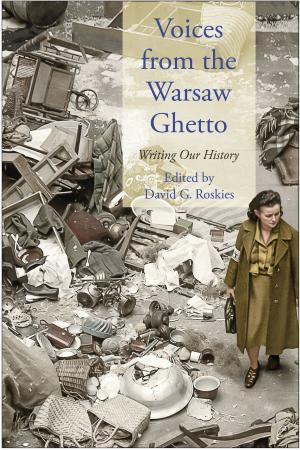 Cover of the book Voices from the Warsaw Ghetto by Lee Jackson