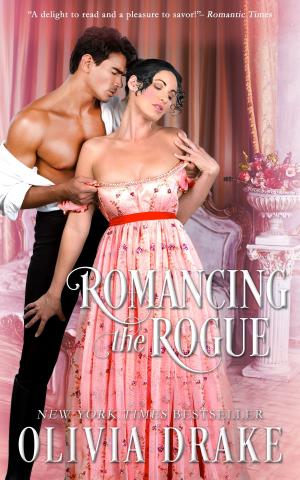 Cover of the book Romancing the Rogue by Jen Doyle