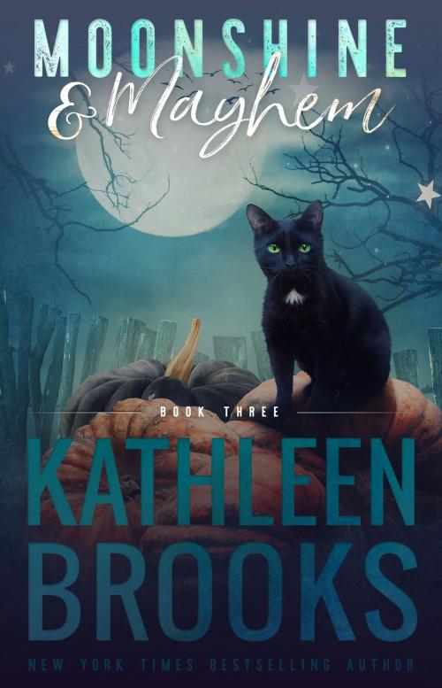 Cover of the book Moonshine & Mayhem by Kathleen Brooks, Laurens Publishing