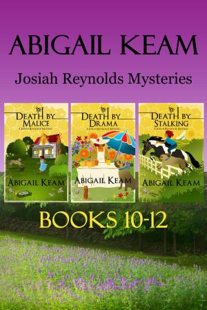 Book cover of Josiah Reynolds Box Set 4: Death By Malice, Death By Drama, Death By Stalking