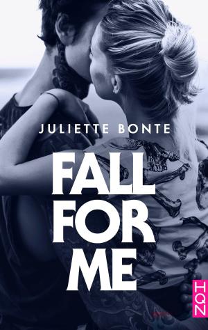 bigCover of the book Fall for me by 
