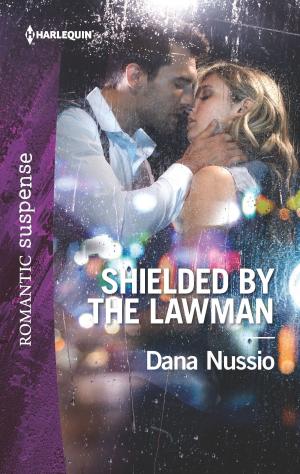 Cover of the book Shielded by the Lawman by Kate Carlisle