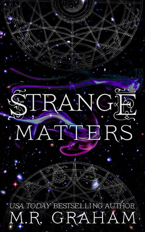 Cover of the book Strange Matters by M.R. Graham, qui est in literis