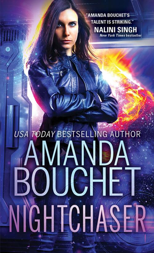 Cover of the book Nightchaser by Amanda Bouchet, Sourcebooks