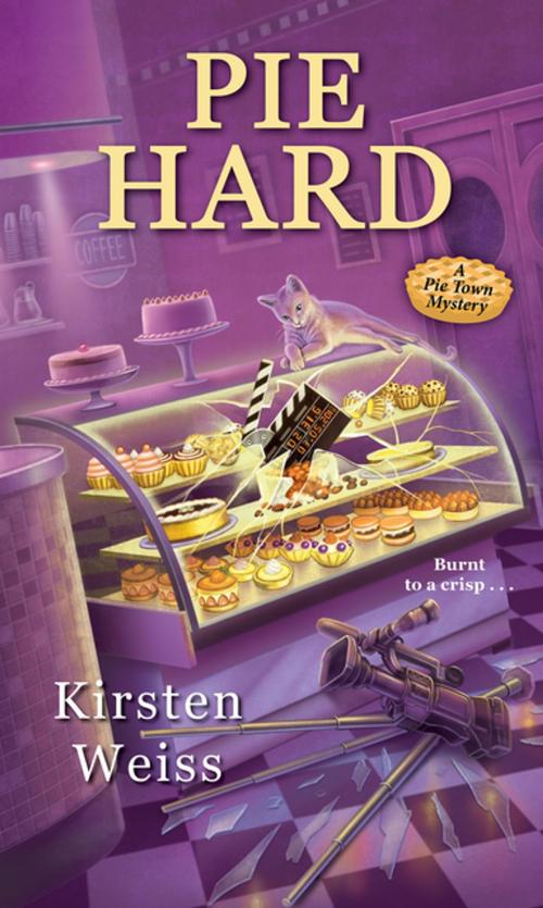 Cover of the book Pie Hard by Kirsten Weiss, Kensington Books