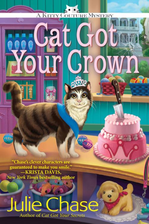 Cover of the book Cat Got Your Crown by Julie Chase, Crooked Lane Books