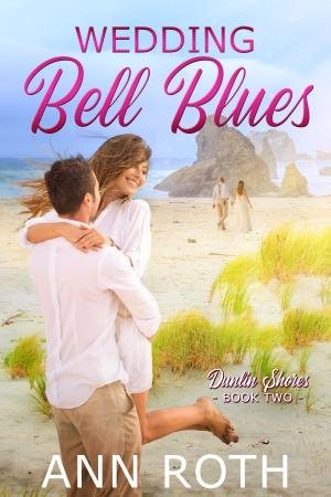 Cover of the book Wedding Bell Blues by Tracey Alvarez