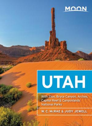 Cover of the book Moon Utah by Tom Stienstra