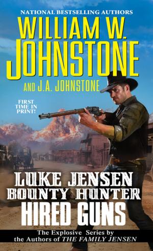 Cover of the book Hired Guns by Chris A. Jackson, Anne L. McMillen-Jackson
